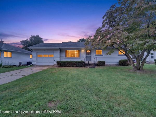 723 Cherry Street, Charlotte, MI 48813