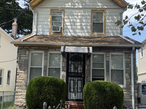 20953 111th Avenue, Queens Village, NY 11429