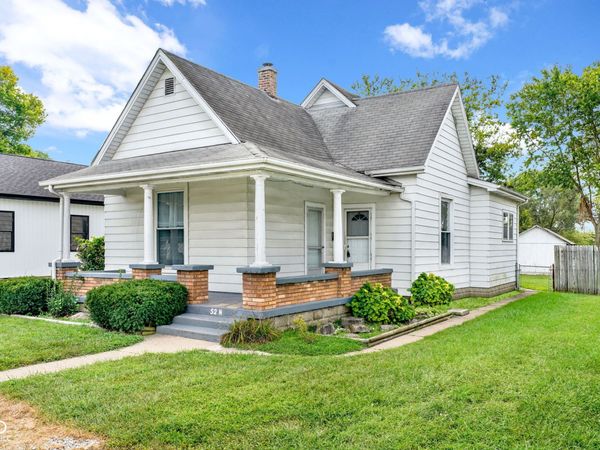 52 N Hinman Street , Columbus, IN 47201