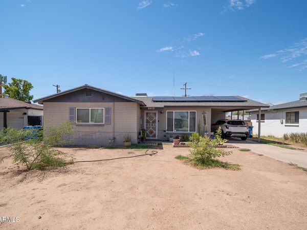 2402 N 36TH Place, Phoenix, AZ 85008