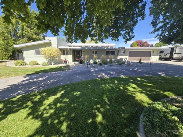 733 Greenwood Drive, Twin Falls, ID 83301