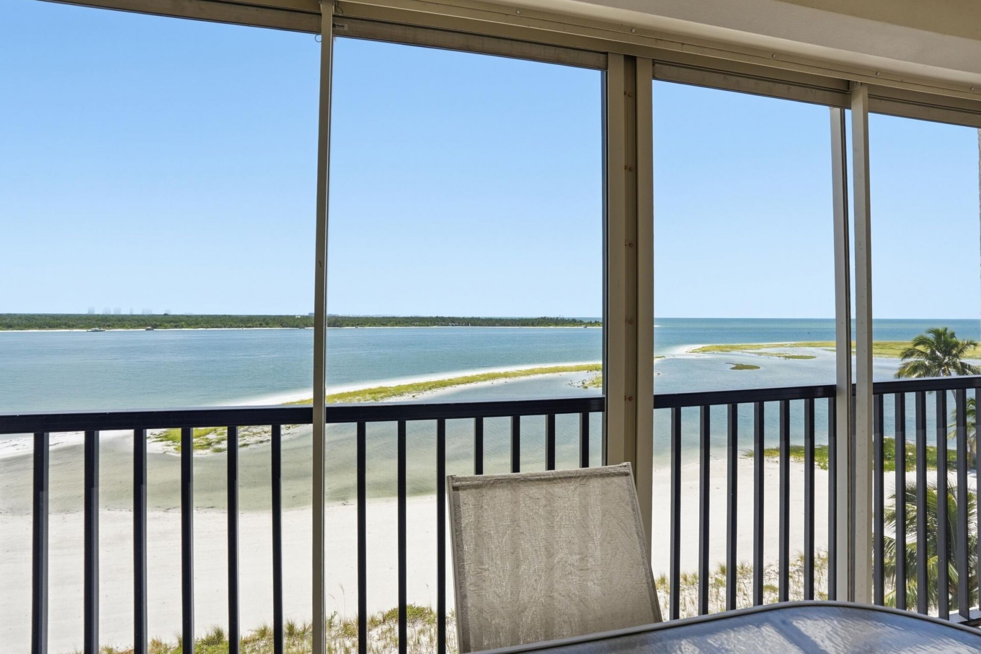 8402 Estero Boulevard, Unit Apt 405, Fort Myers Beach, FL 33931 Photo