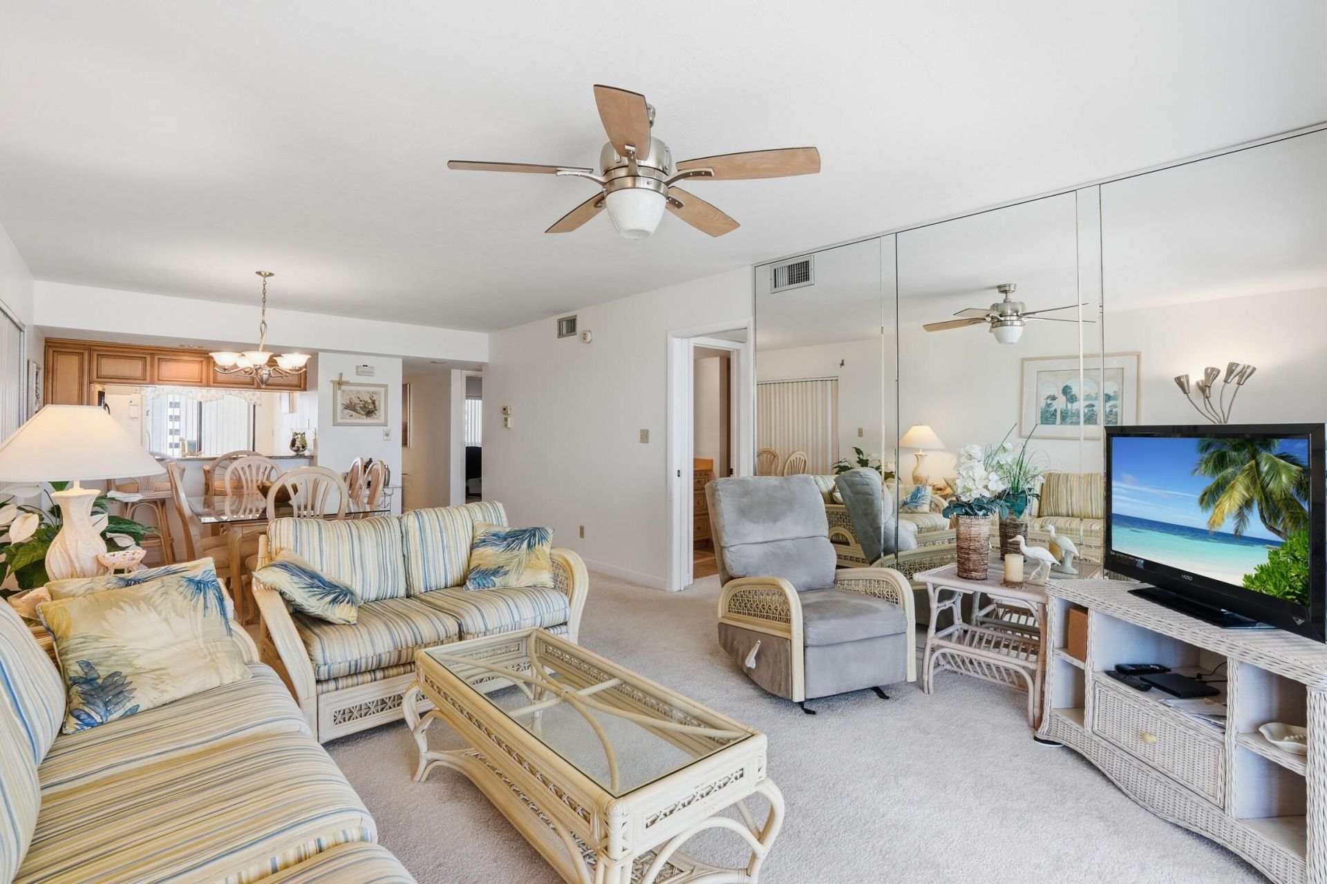 8402 Estero Boulevard, Unit Apt 405, Fort Myers Beach, FL 33931 Photo