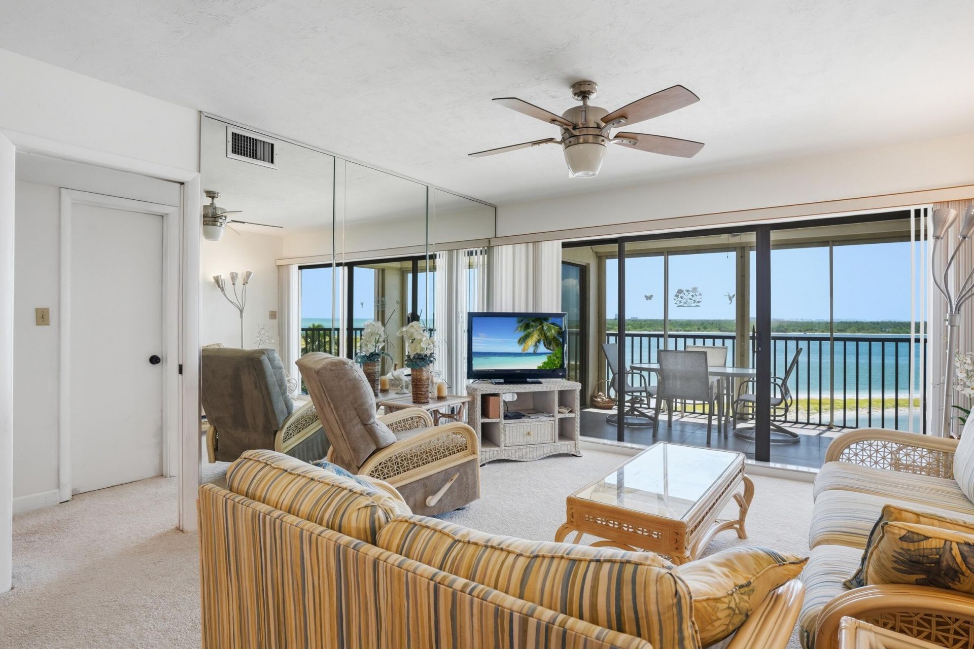 8402 Estero Boulevard, Unit Apt 405, Fort Myers Beach, FL 33931 Photo