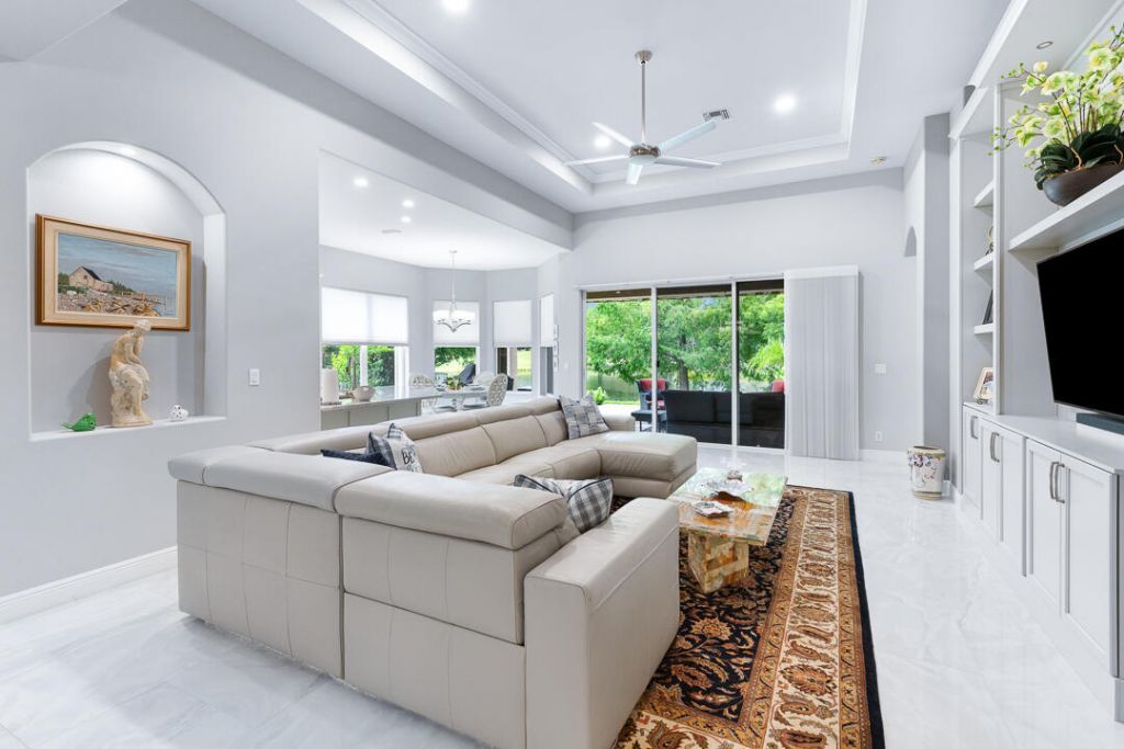 724 SW Pebble Lane, Palm City, FL 34990 Photo