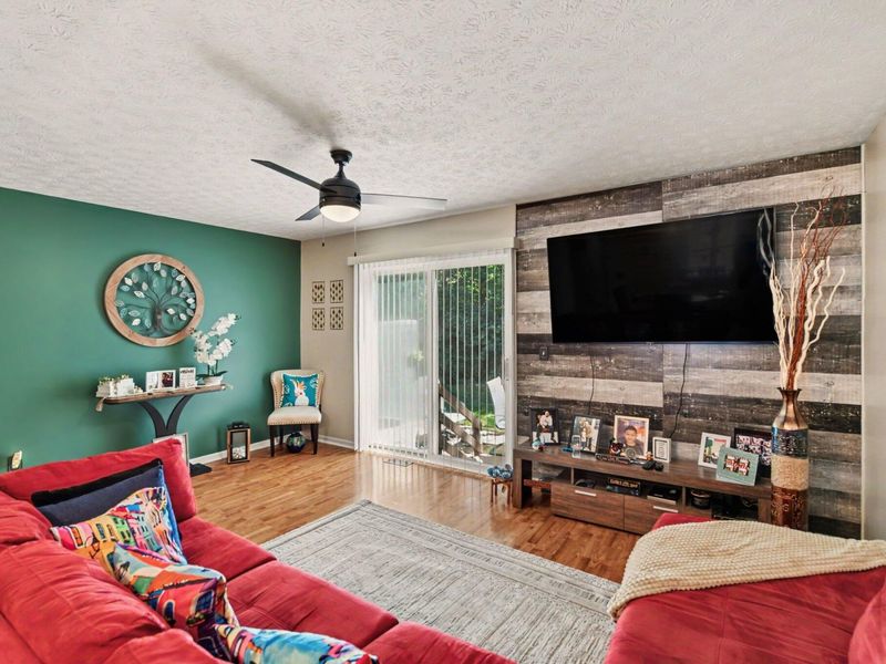 677 Stable Gate Lane, Florence, KY 41042 Photo 4