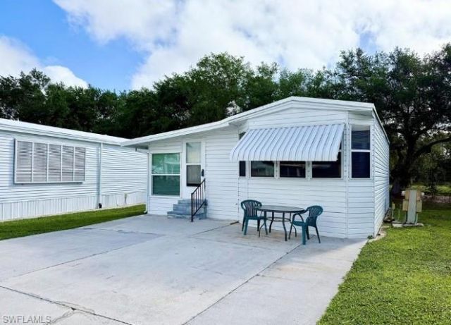 5 Bass Ln, Unit 5, Naples, FL 34114 Photo