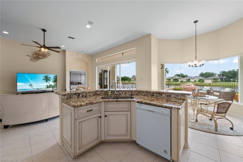 7904 Glenfinnan Cir , Fort Myers, FL 33912 Photo