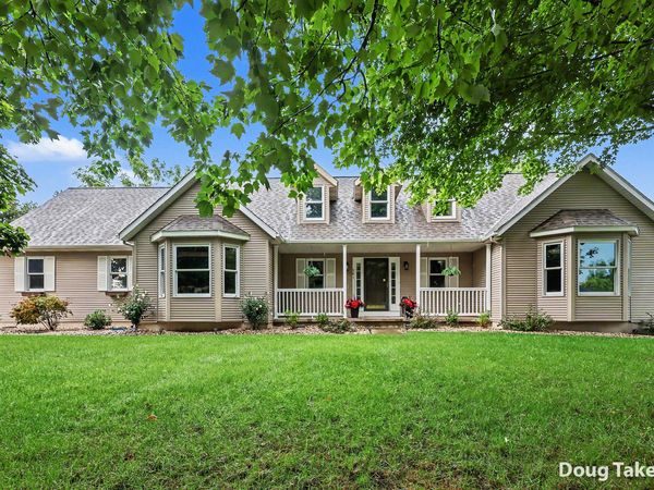 381 White Stag Court SW, Grandville, MI 49418