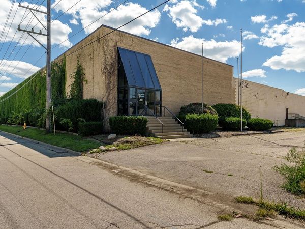 6320 Material Ave, Loves Park, IL 61111