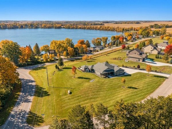 19135 Lake Volney Circle, Le Center, MN 56057