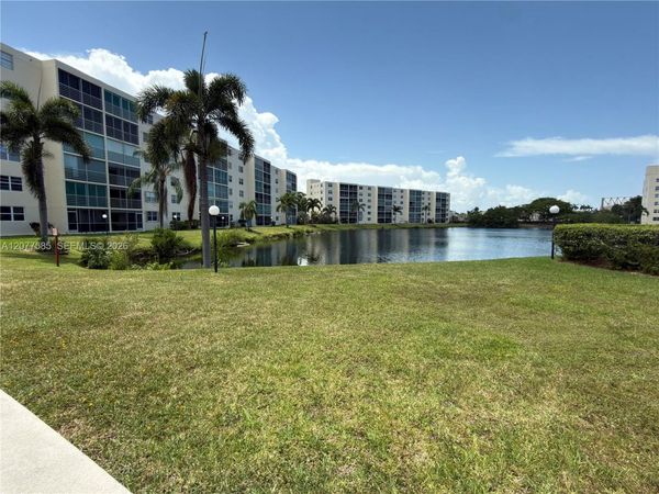 141 SE 3rd Ave , Unit 106, Dania Beach, FL 33004