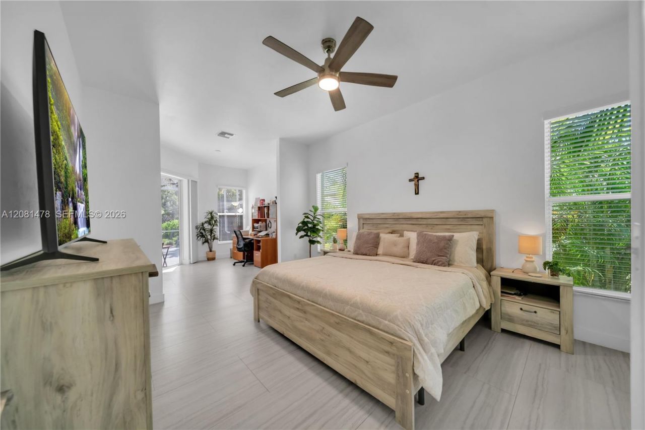 11142 Lakeland Cir, Fort Myers, FL 33913 Photo