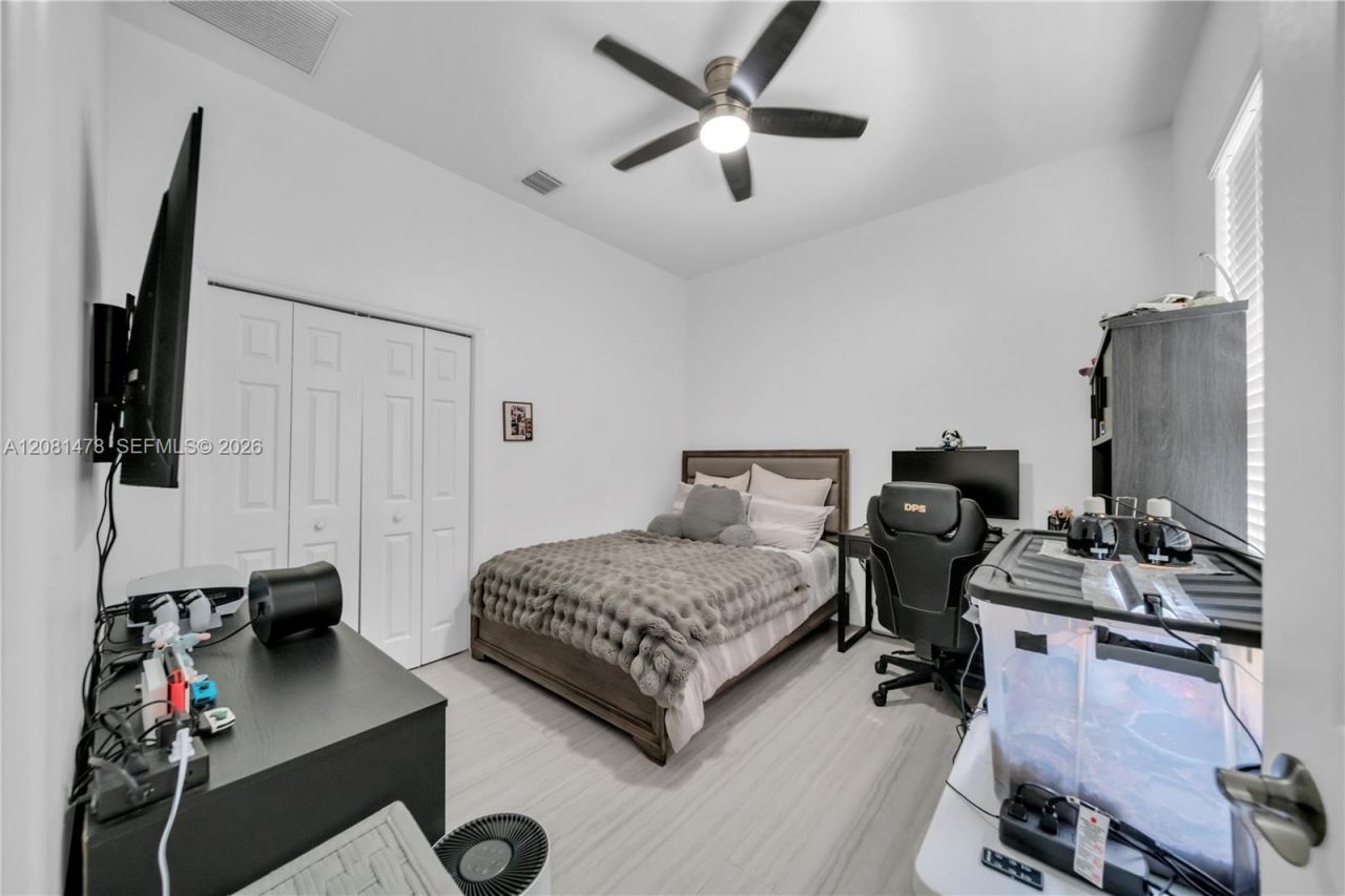 11142 Lakeland Cir, Fort Myers, FL 33913 Photo
