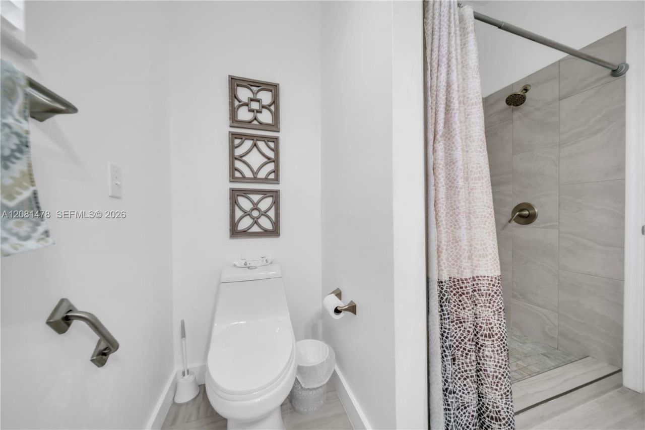 11142 Lakeland Cir, Fort Myers, FL 33913 Photo