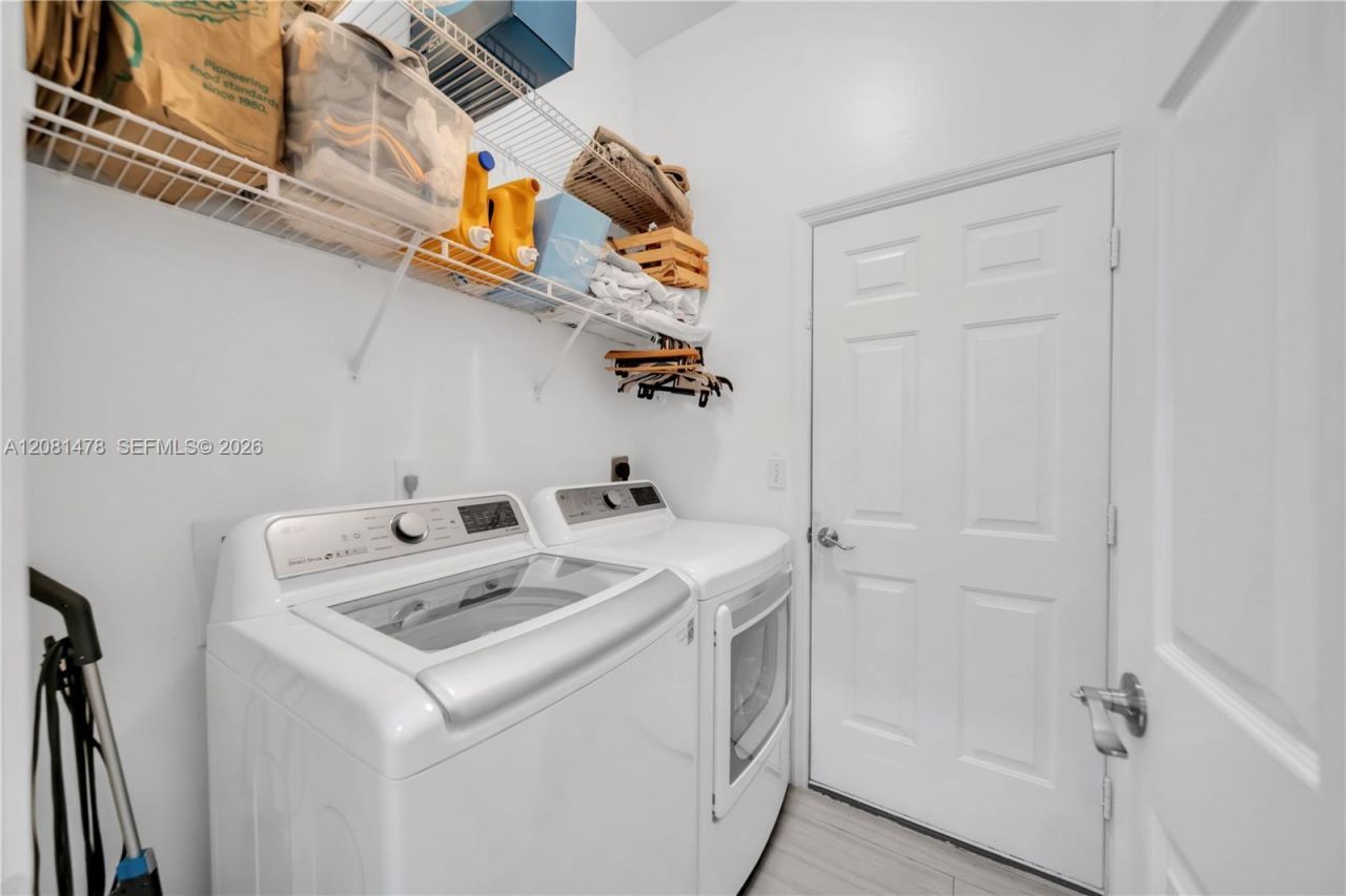 11142 Lakeland Cir, Fort Myers, FL 33913 Photo