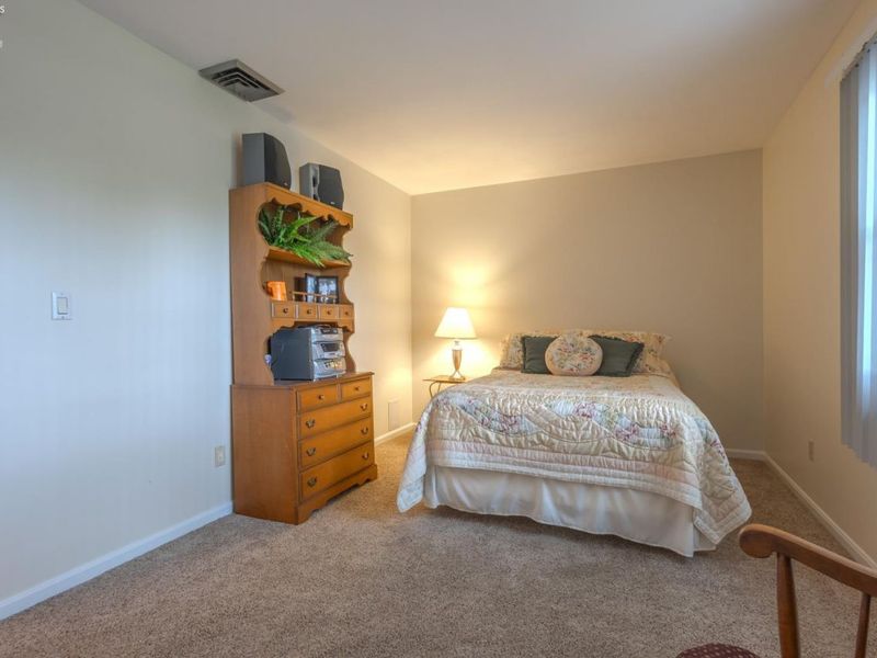 1305 McKinley Street, Unit B2, Sandusky, OH 44870 Photo 10