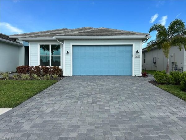 9017 Wisteria WAY, NAPLES, FL 34114