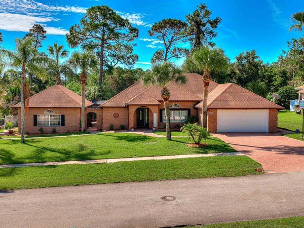 627 E Bianca Cir, St Augustine, FL 32086