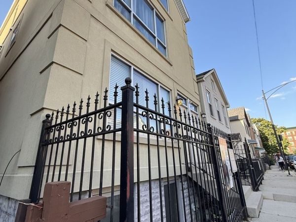1028 W 20th Place , Unit 1, Chicago, IL 60608
