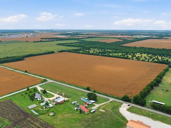 10935 County Road 109 , Alvarado, TX 76009