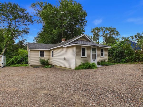 568 Berkley St, Berkley, MA 02779