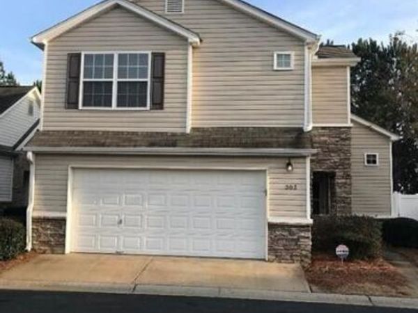 303 Hiawassee Drive, Woodstock, GA 30188
