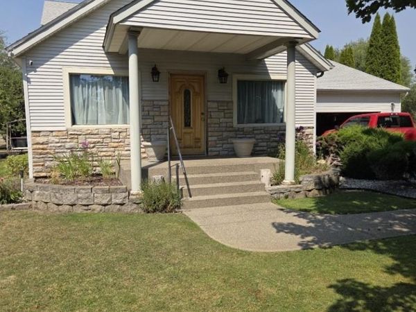 12117 E Valleyway Ave, Spokane Valley, WA 99206