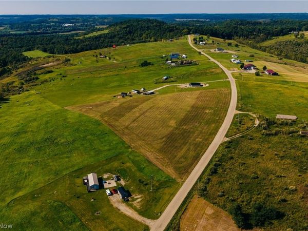 Township Road 261 , West Lafayette, OH 43845