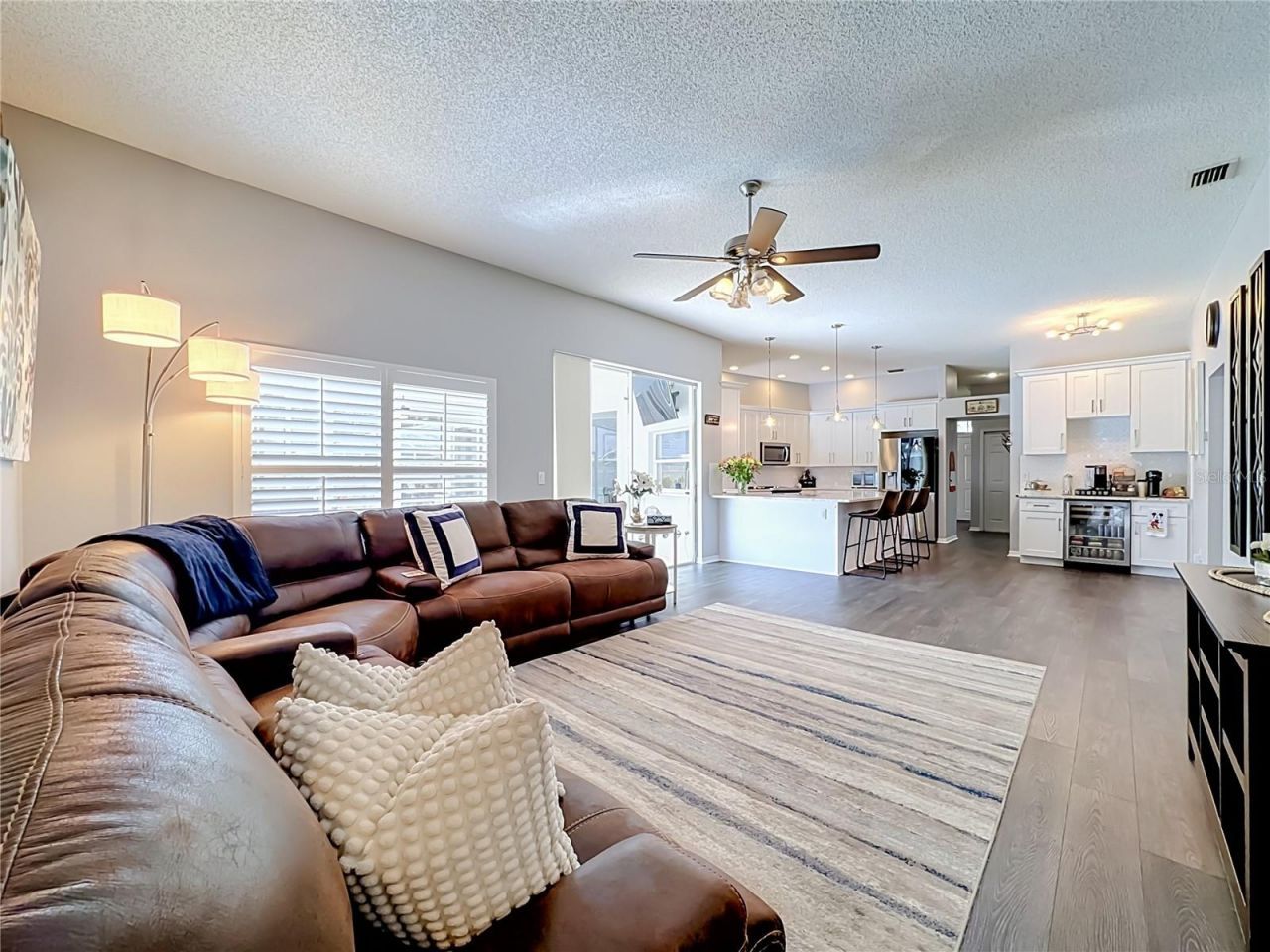 3907 Rolling Terrace Lane, Valrico, FL 33596 Photo