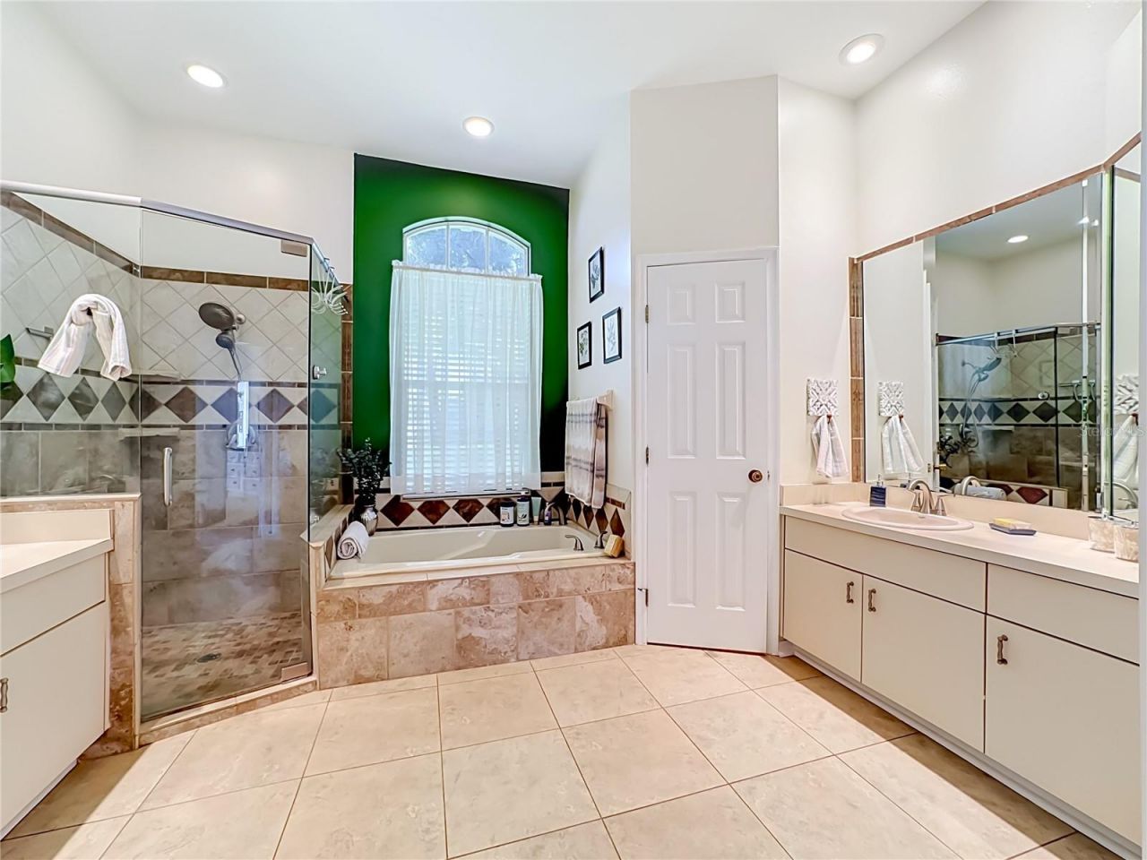 3907 Rolling Terrace Lane, Valrico, FL 33596 Photo