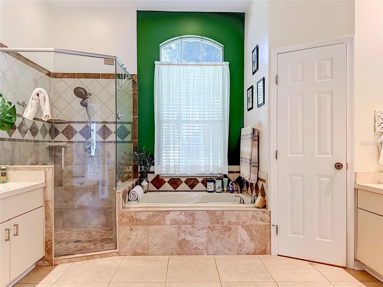 3907 Rolling Terrace Lane, Valrico, FL 33596 Photo