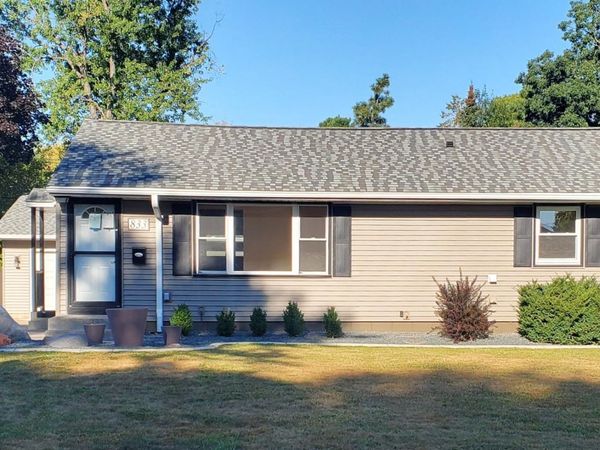 833 24th Avenue N, South Saint Paul, MN 55075