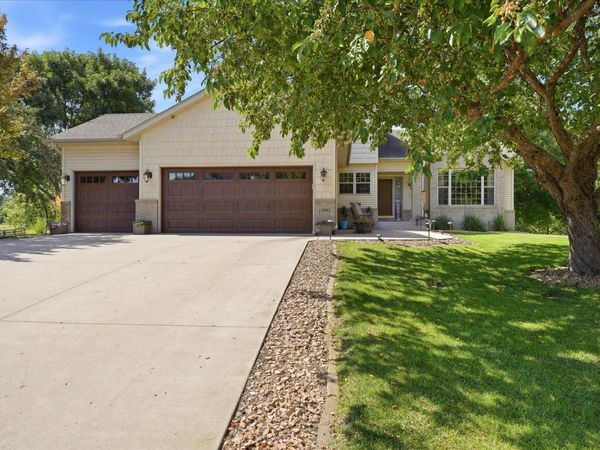 13005 Oakwood Drive, Rogers, MN 55374