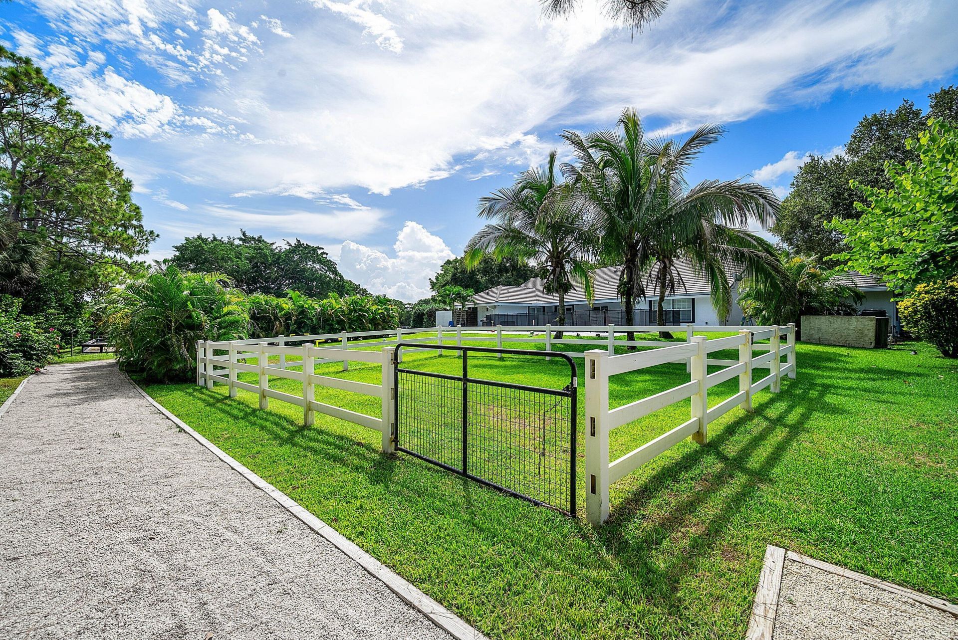14565 Belmont Trace, Unit (Barn), Wellington, FL 33414 Photo
