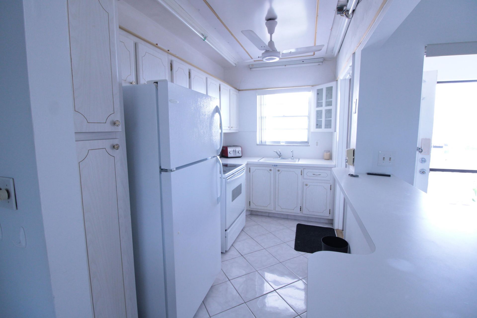 721 Atlantic Shores Boulevard, Unit 309, Hallandale Beach, FL 33009 Photo