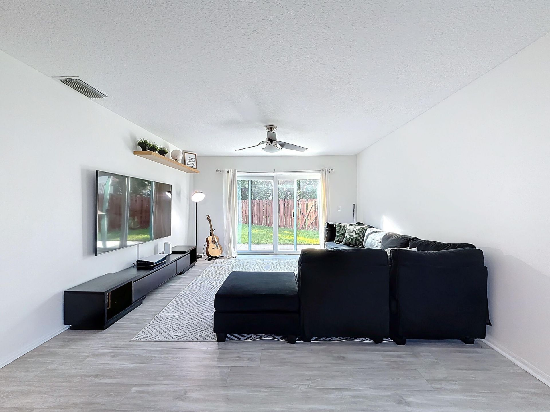 3123 Sunset Circle, Margate, FL 33063 Photo