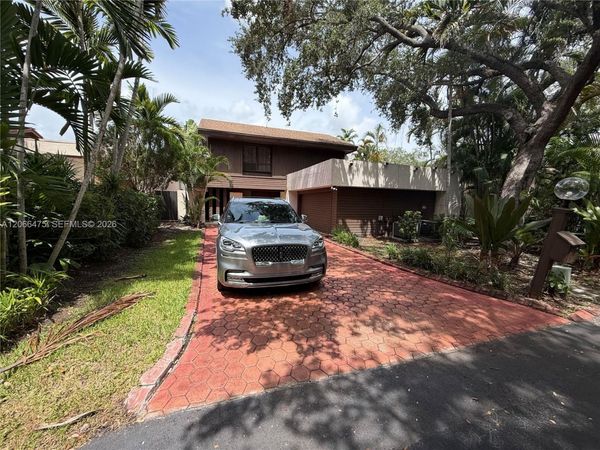 7828 SW 118th Ct , Miami, FL 33183