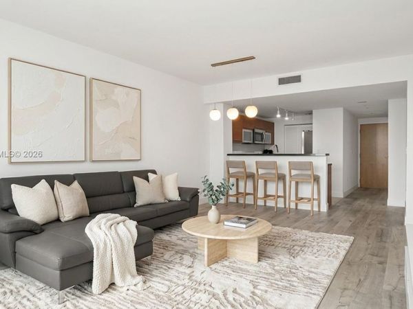 253 NE 2nd St , Unit 2104, Miami, FL 33132