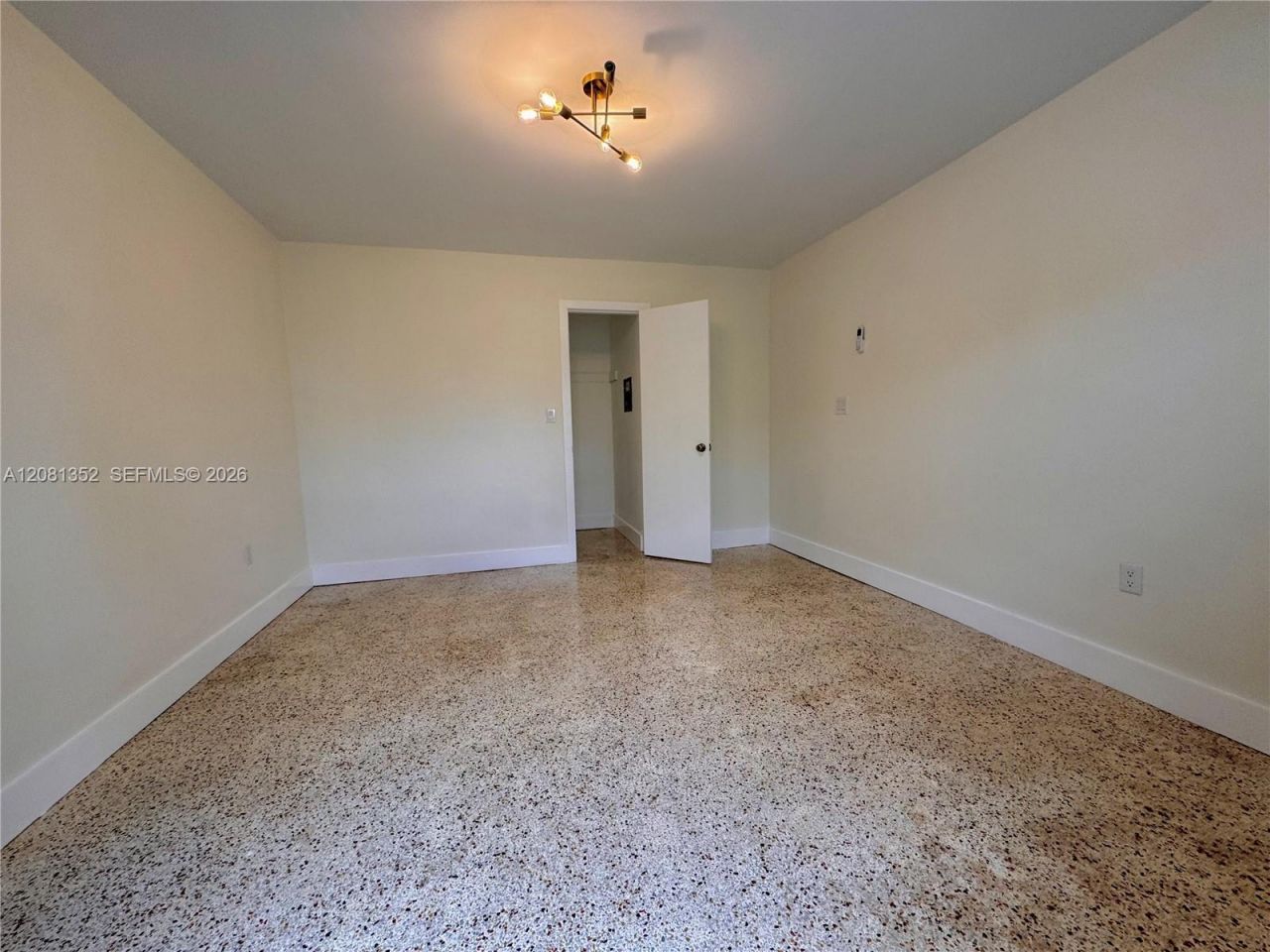 7135 SW 22nd St , Unit A, Miami, FL 33155 Photo