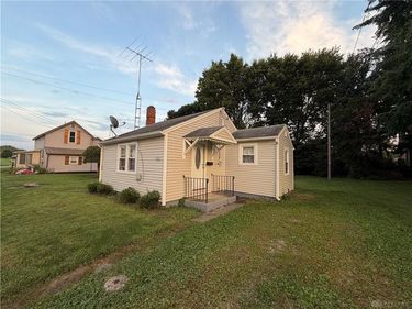 441 E Main Street, Bradford, OH 45308