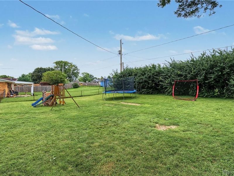 1154 Rona Parkway Drive, Fairborn, OH 45324 Photo 42