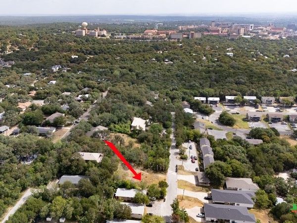 1104 Advance Street , San Marcos, TX 78666