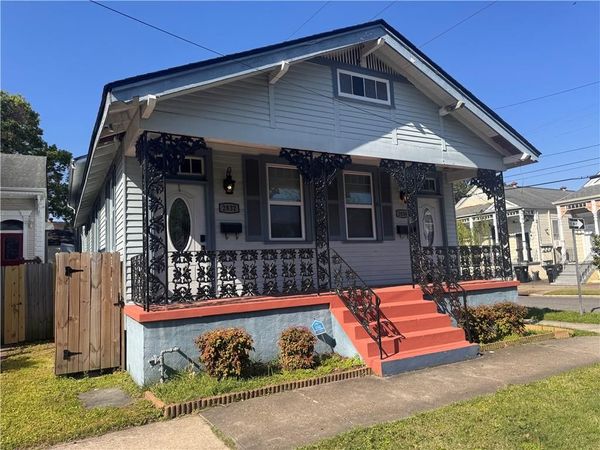 2832 CLEVELAND Avenue , New Orleans, LA 70119