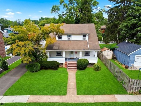33 Pine St, Cranford, NJ 07016