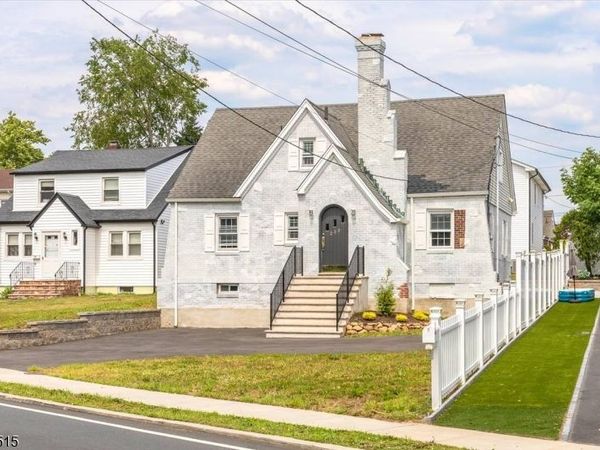 235 River Dr, Elmwood Park, NJ 07407