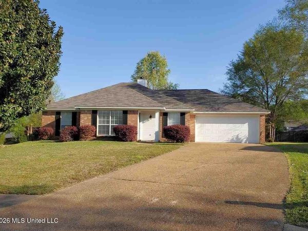 208 Foxwood Cove, Madison, MS 39110