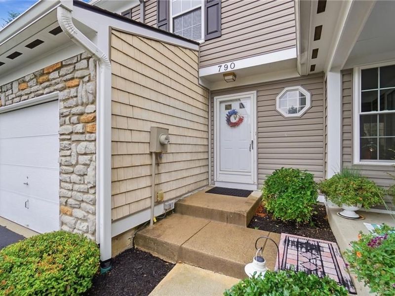 790 Lakeshore Drive, Hamilton Township, OH 45039 Photo 4