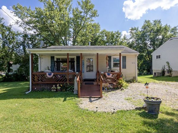 1073 Fir Dr, Mansfield, OH 44906