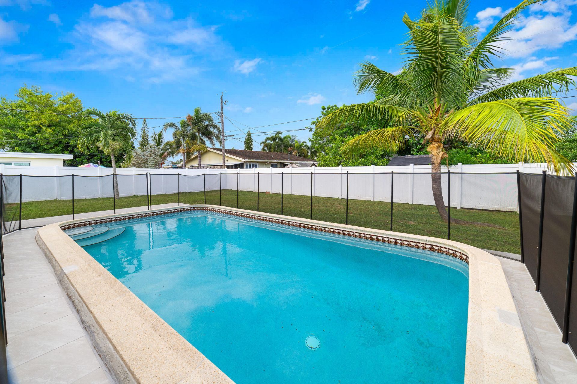 6335 Southgate Boulevard, Margate, FL 33068 Photo